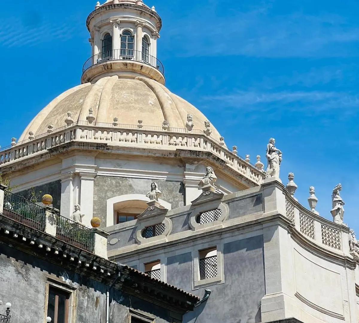 La Gatta Sul Tetto Apartment Catania Italy
